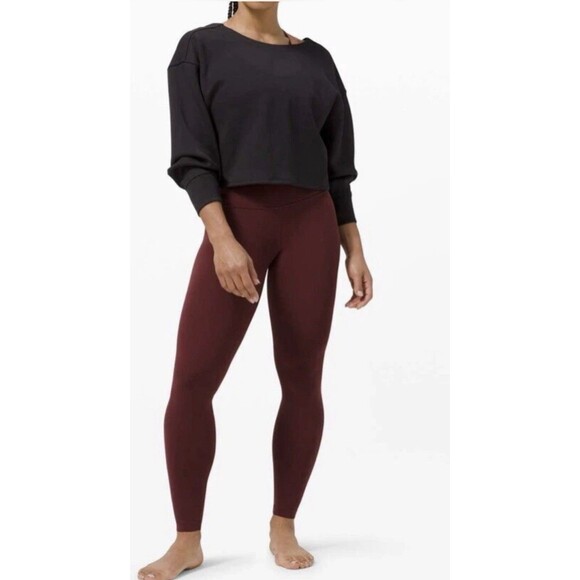 LULULEMON Twist Back-to-Front Pullover Black Sweatshirt Athleisure Crop Sz 6 - Picture 8 of 12